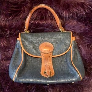 👜 Dooney and Bourke Bag
